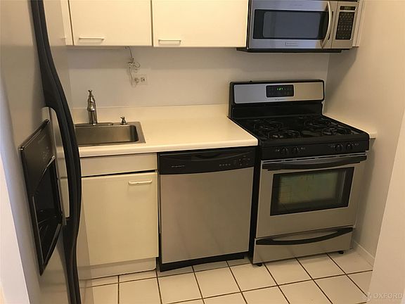 3rd image of 200 E 89th St APT 12H