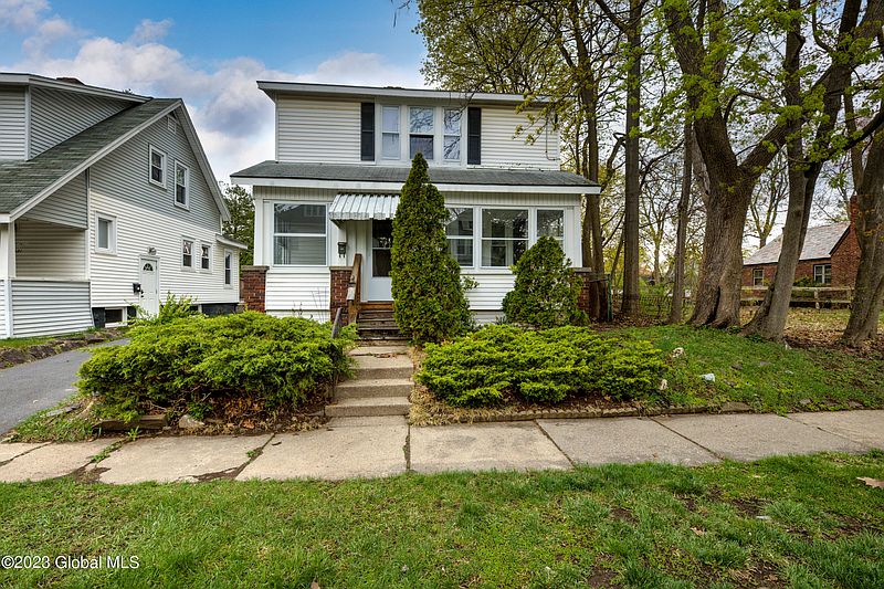 2nd image of 1123 Van Curler Avenue
