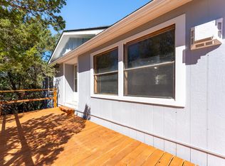 28 Skyline Dr, Edgewood, NM 87015