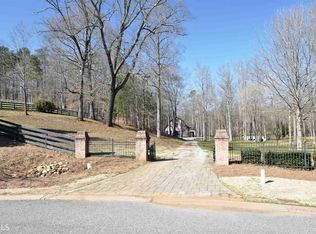 2760 Luberon Ln, Cumming, GA 30041