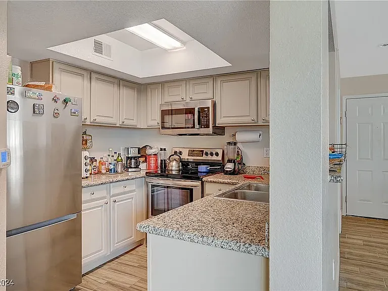 6800 E Lake Mead Blvd — Photo 2