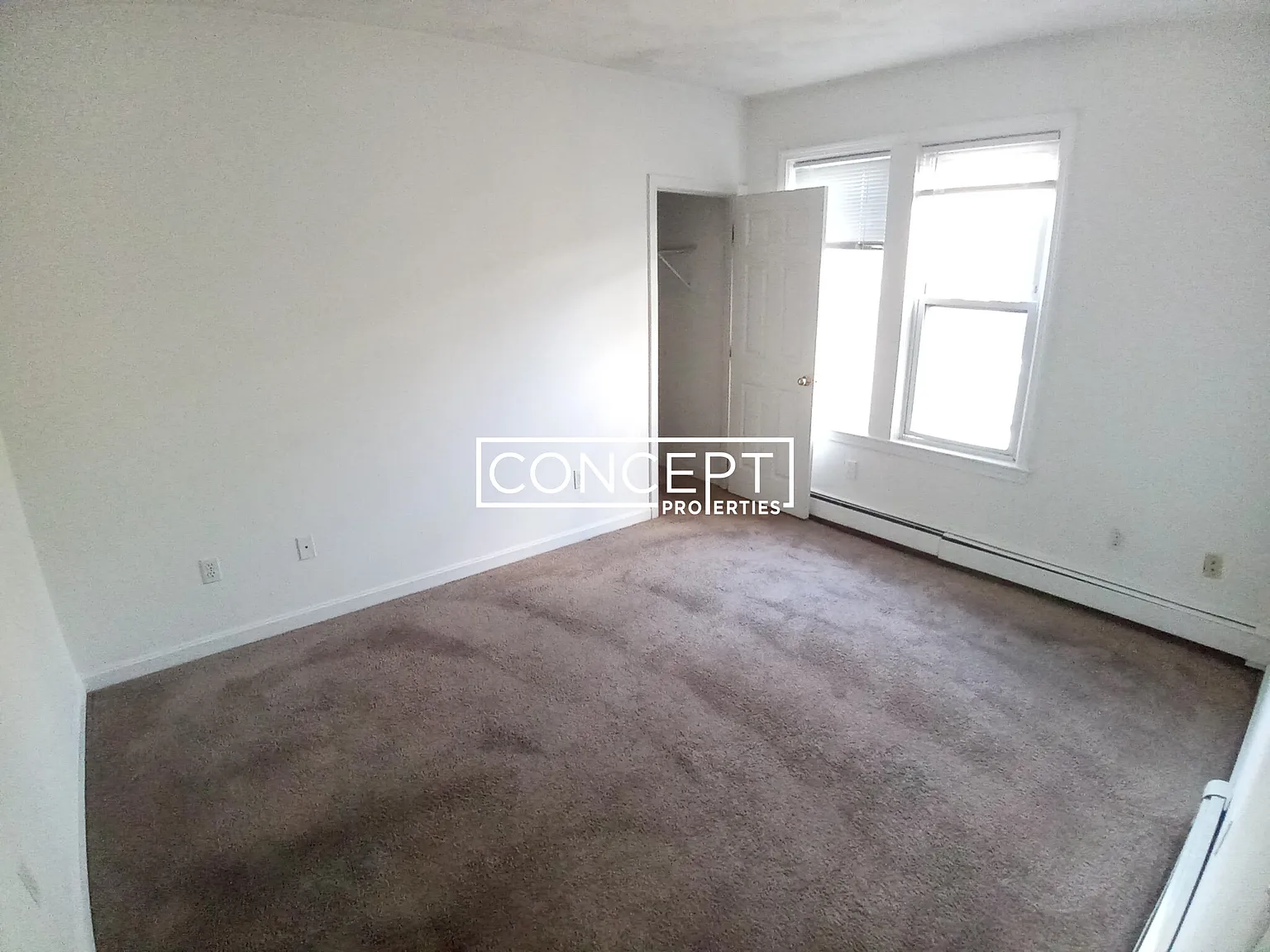 3 bed, 1.0 bath, 1100 sqft, $3,100 — Photo 3
