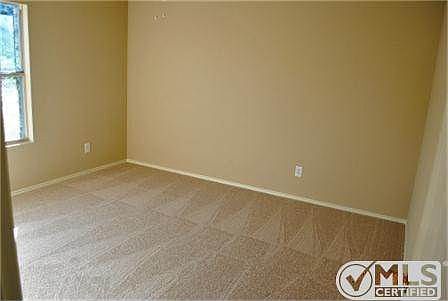 5th image of 723 Paintbrush Ct