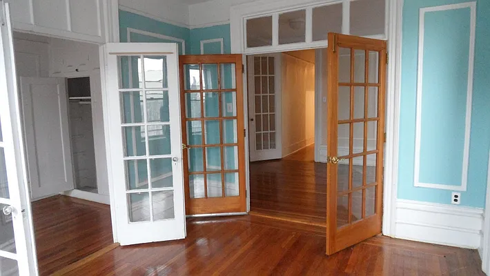 Rented by Bohemia Realty Group | media 14