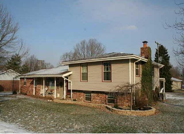 1st image of 304 E Blackford St