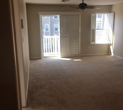 3rd image of 6612 Seaspray Ave #2