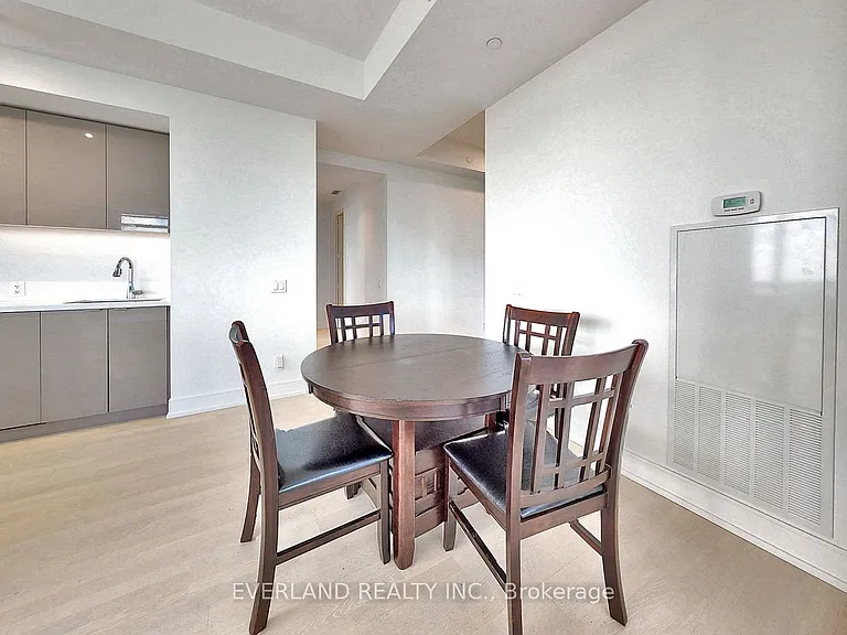 7 Grenville St #6105 — Photo 25