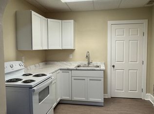 605 E 2nd St #5, Beloit, KS 67420