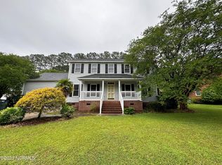 1805 Crooked Creek Rd, Greenville, NC 27858