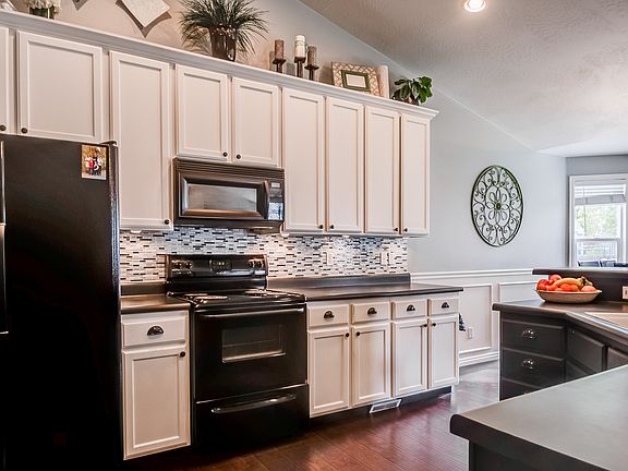 5th image of 6492 S Mount Whitney Ln