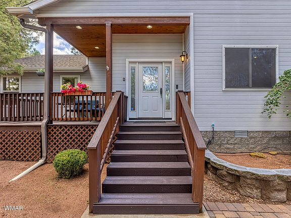 4th image of 3714 Country Club Dr