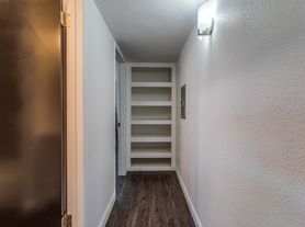 39955 Estates Road, 11