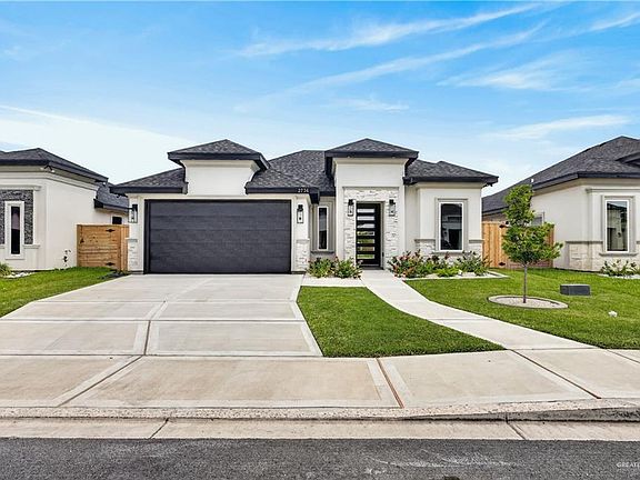 3rd image of 2736 E Pecos Rd