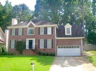 985 Meadowsong Cir, Lawrenceville, GA 30043