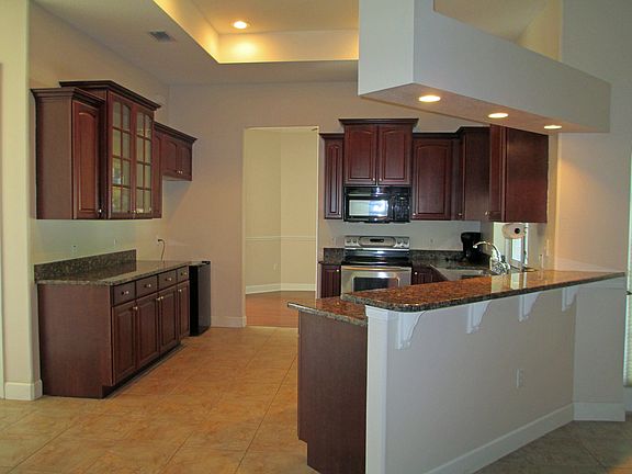 2nd image of 6750 High Knoll Dr