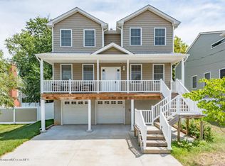 104 Weehawken Ave, Middletown, NJ 07748