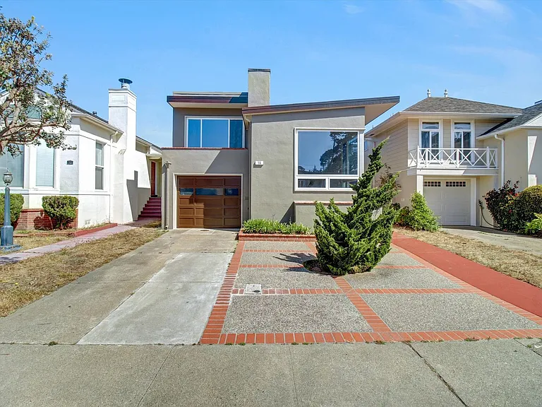 14 Castlemont Ave — Photo 30