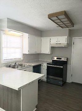 4th image of 2120 E Aberdeen Dr #1