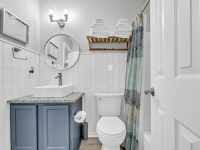 13 N Pinewood Dr #D — Photo 16