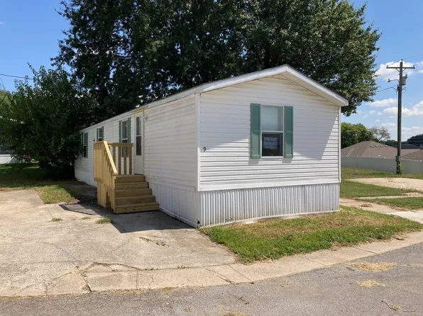 9 Honeysuckle Ln #H09, Belton, MO 64012