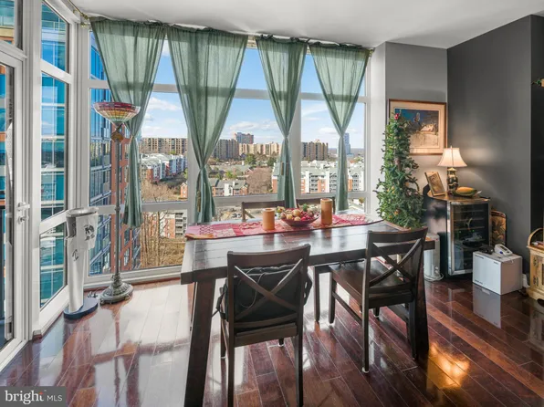 8220 Crestwood Heights Dr APT 1406, Mc Lean, VA 22102