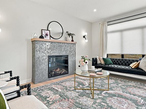 2nd image of 310 Traeger Manor