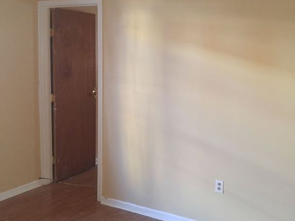 4th image of 3258 Hartville St #B