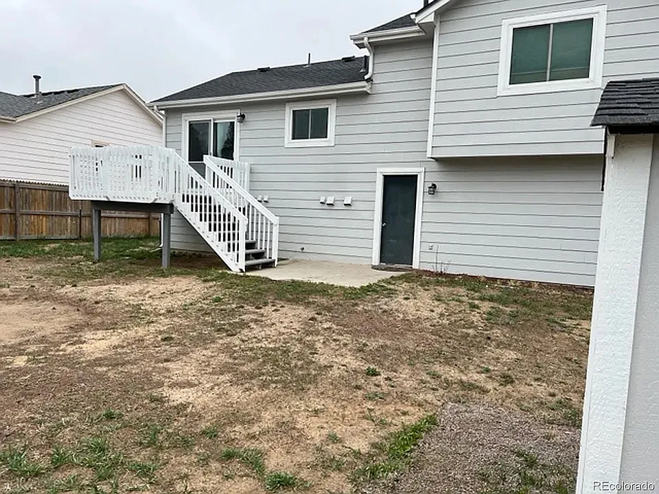 3 bed, 1786 sqft, $2,500 — Photo 2