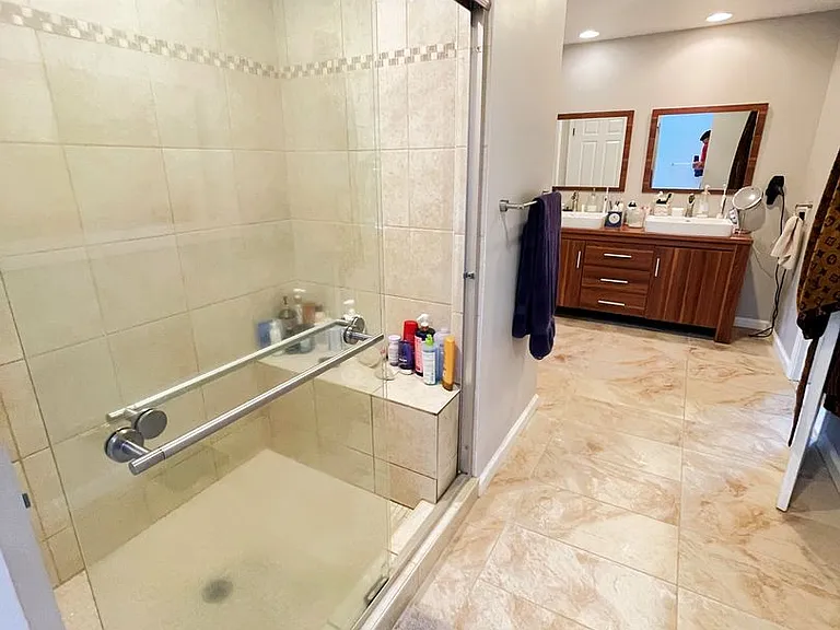 13209 Lantern Hollow Dr — Photo 33