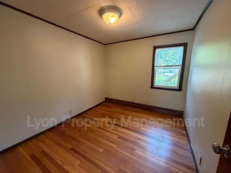 401 Broad St #403 — Photo 7