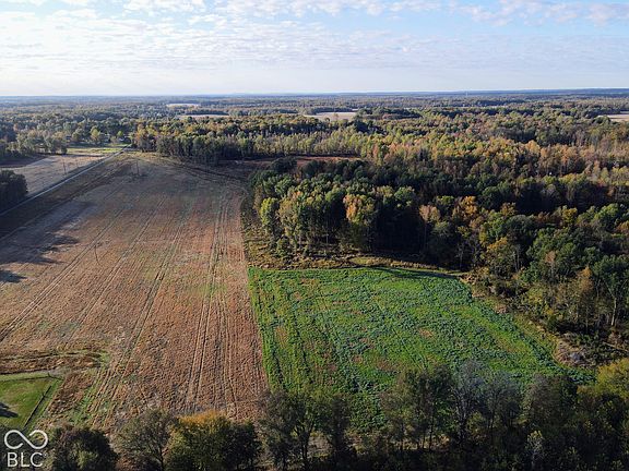 3rd image of 400 West Rd
