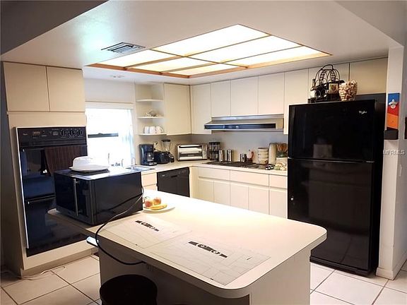 4th image of 5951 Crystal View Dr