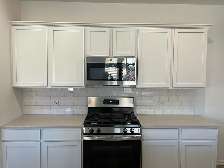 1115 Mahogany Ln — Photo 17