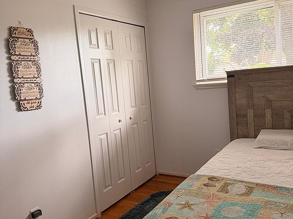 2nd image of 28649 Panama St