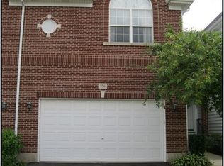 156 Fulbright Ln, Schaumburg, IL 60194