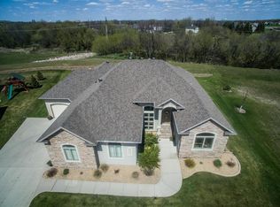 4755 Douglas Dr S, Fargo, ND 58104