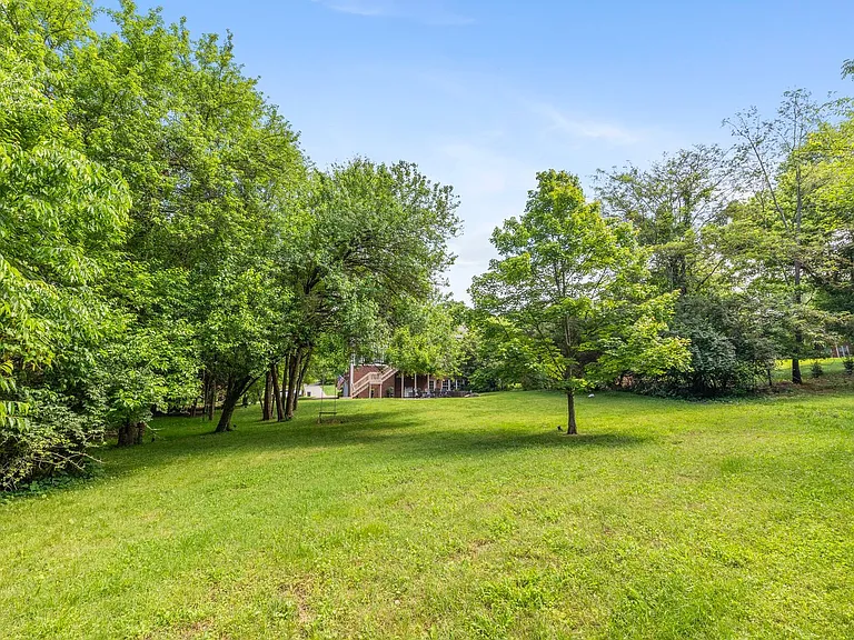 9435 Norwood Dr — Photo 74