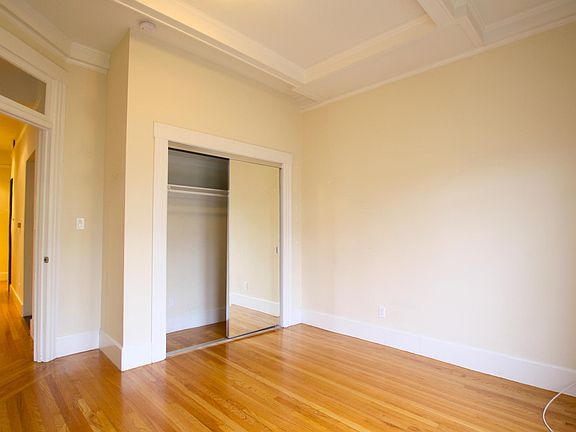 4th image of 2108 Hayes St