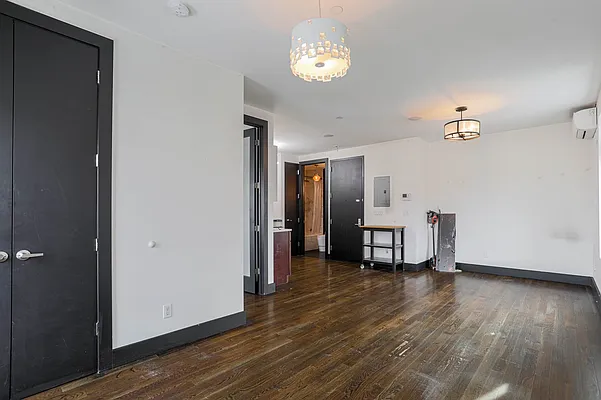 Rented by ERNY LLC | media 16