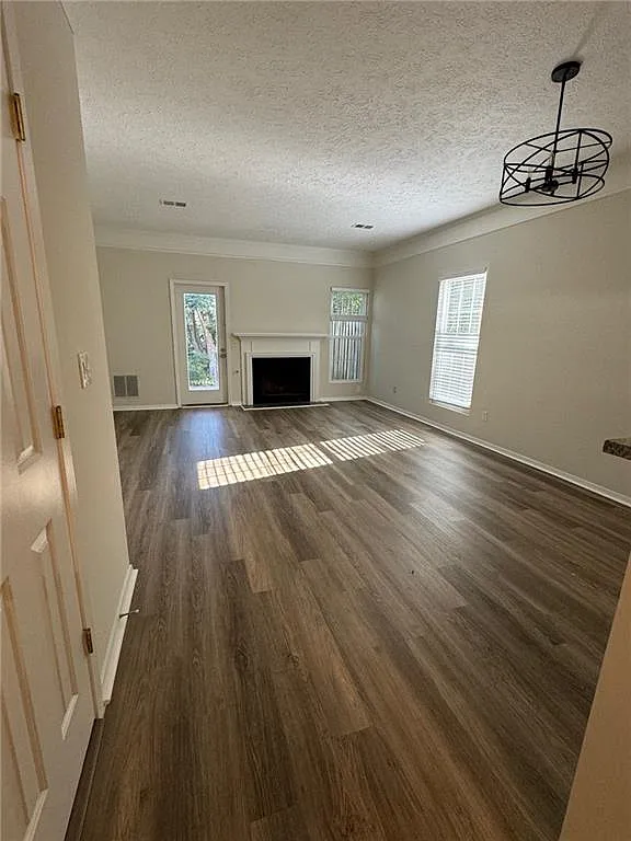 2 bed, 2.5 bath, 1088 sqft, $2,000 — Photo 4