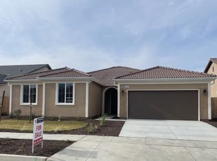 2190 N Bordeaux Dr, Hanford, CA 93230