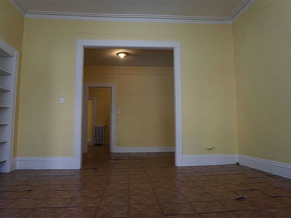2nd image of 18-14 Astoria Blvd