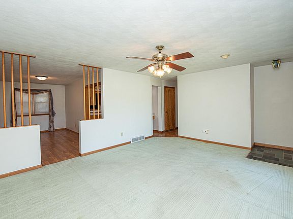 3rd image of 622 Bethel Dr