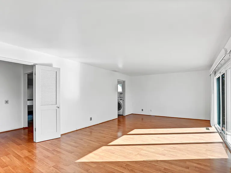 720 Toulouse Ct — Photo 12