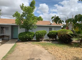 1632 W Elowin Ave, Visalia, CA 93291