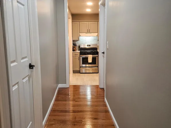 717 22nd Street image 11 of 18