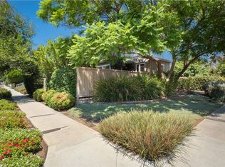 14405 Weddington St, Van Nuys, CA 91401
