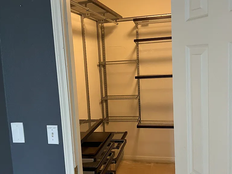 Master bed room closet