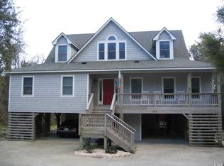 127 W Sea Hawk Dr, Kitty Hawk, NC 27949