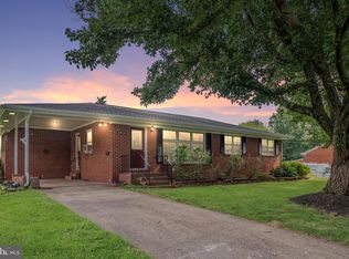 8918 Virginia Ave, Manassas, VA 20110